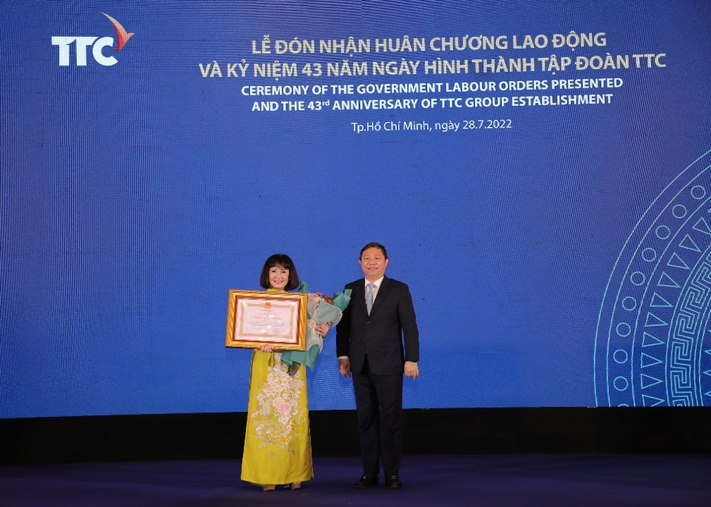 Tập đoàn TTC đón nhận Huân chương Lao động - 1 Tập đoàn TTC đón nhận Huân chương Lao động - 1