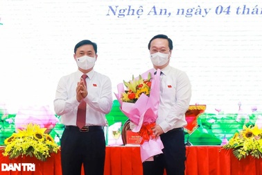 Ông Nguyễn Đức Trung tái đắc cử Chủ tịch UBND tỉnh Nghệ An