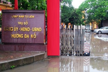 Hà Nội: "Xẻ" cả di tích quốc gia để cấp sổ đỏ trái luật, 10 năm vẫn chưa xử lý xong!