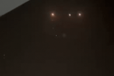 Iran tấn công Israel bằng tên lửa hoàn toàn mới: Không thể đánh chặn?