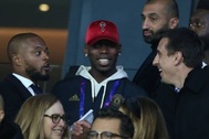 Pogba, Neymar cùng dàn khách VIP trên khán đài chứng kiến MU hạ PSG