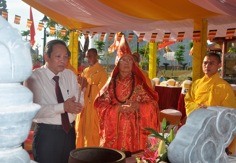 Khánh thành Đền thờ Bác Hồ và các Anh hùng liệt sỹ tỉnh Quảng Bình - 2 Khánh thành Đền thờ Bác Hồ và các Anh hùng liệt sỹ tỉnh Quảng Bình - 2