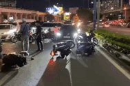 Vây bắt 40 thanh, thiếu niên so kè tốc độ trên cầu Sài Gòn