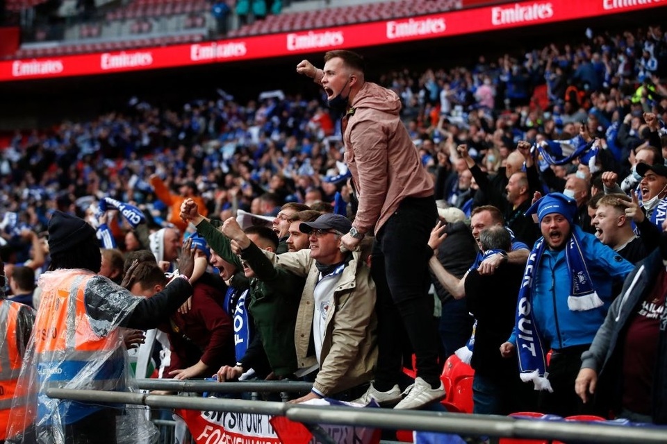 Đánh bại Chelsea, Leicester lần đầu tiên vô địch FA Cup - 4 Đánh bại Chelsea, Leicester lần đầu tiên vô địch FA Cup - 4