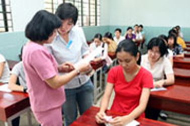 Cơ hội học ĐH với điểm chuẩn bằng hệ CĐ