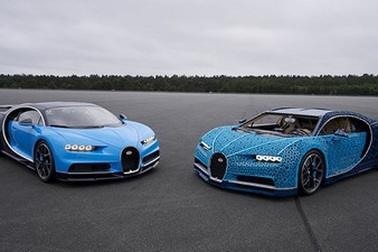 Siêu xe Bugatti Chiron ráp bằng LEGO có thể lăn bánh như xe thật