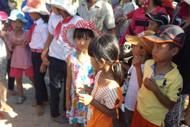 Cô giáo đánh bầm tím mông hàng chục học sinh