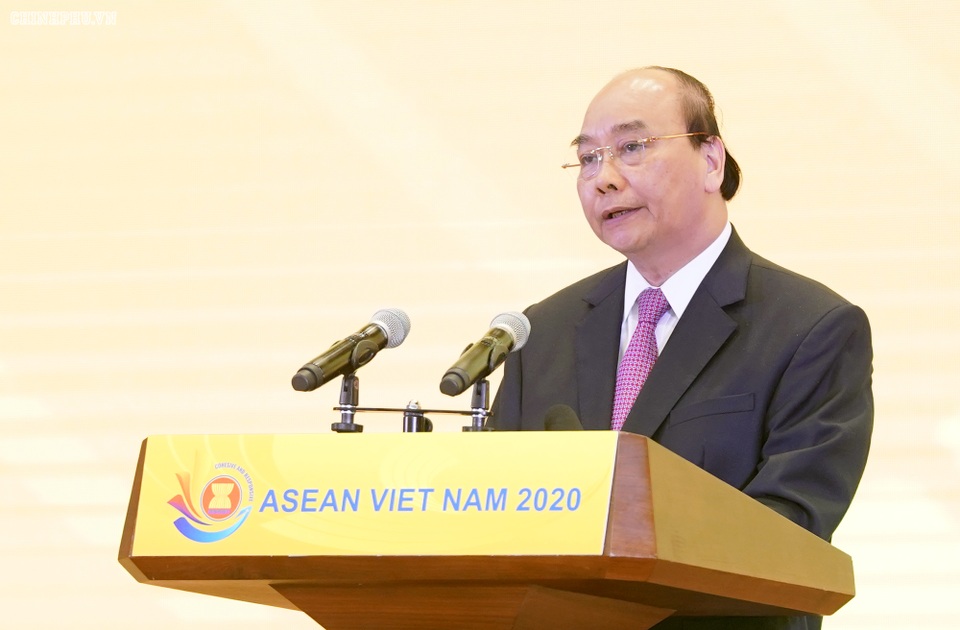 Thủ tướng: Thông điệp “tư duy cộng đồng” trong năm Chủ tịch ASEAN - 2 Thủ tướng: Thông điệp “tư duy cộng đồng” trong năm Chủ tịch ASEAN - 2