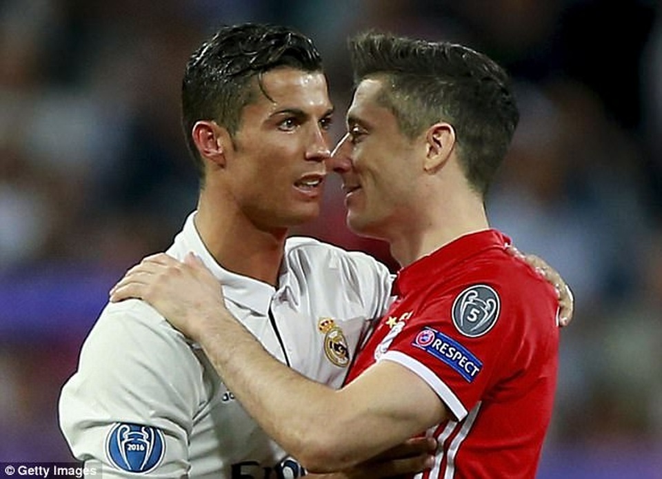 Lewandowski từ chối đề nghị gia nhập Real Madrid của C.Ronaldo - 1 Lewandowski từ chối đề nghị gia nhập Real Madrid của C.Ronaldo - 1