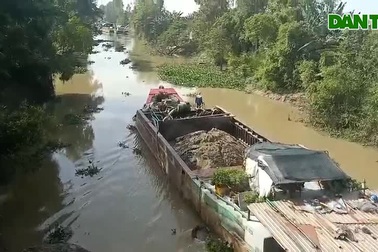 Phó Chù tịch tỉnh Đồng Tháp nói lý do chậm đưa bé Hạo Nam lên mặt đất