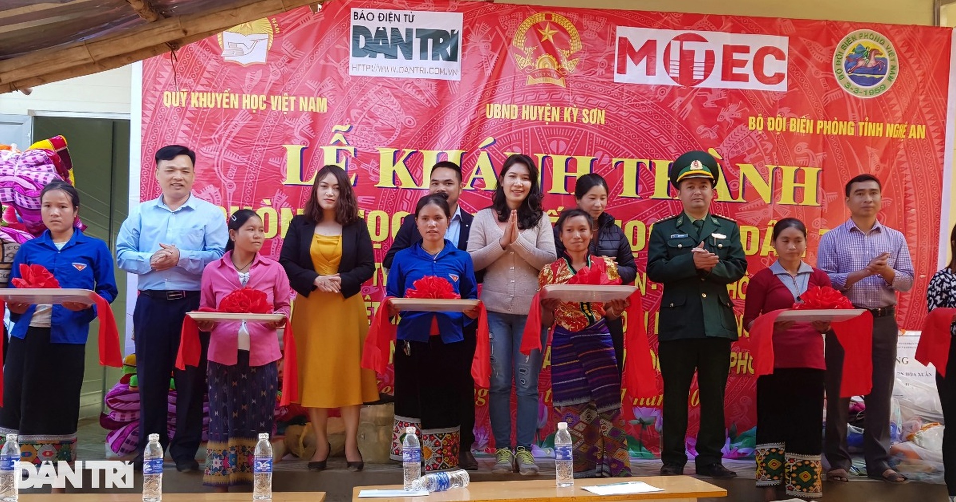 Những công trình Dân trí nơi biên giới xứ Nghệ - 26 Những công trình Dân trí nơi biên giới xứ Nghệ - 26