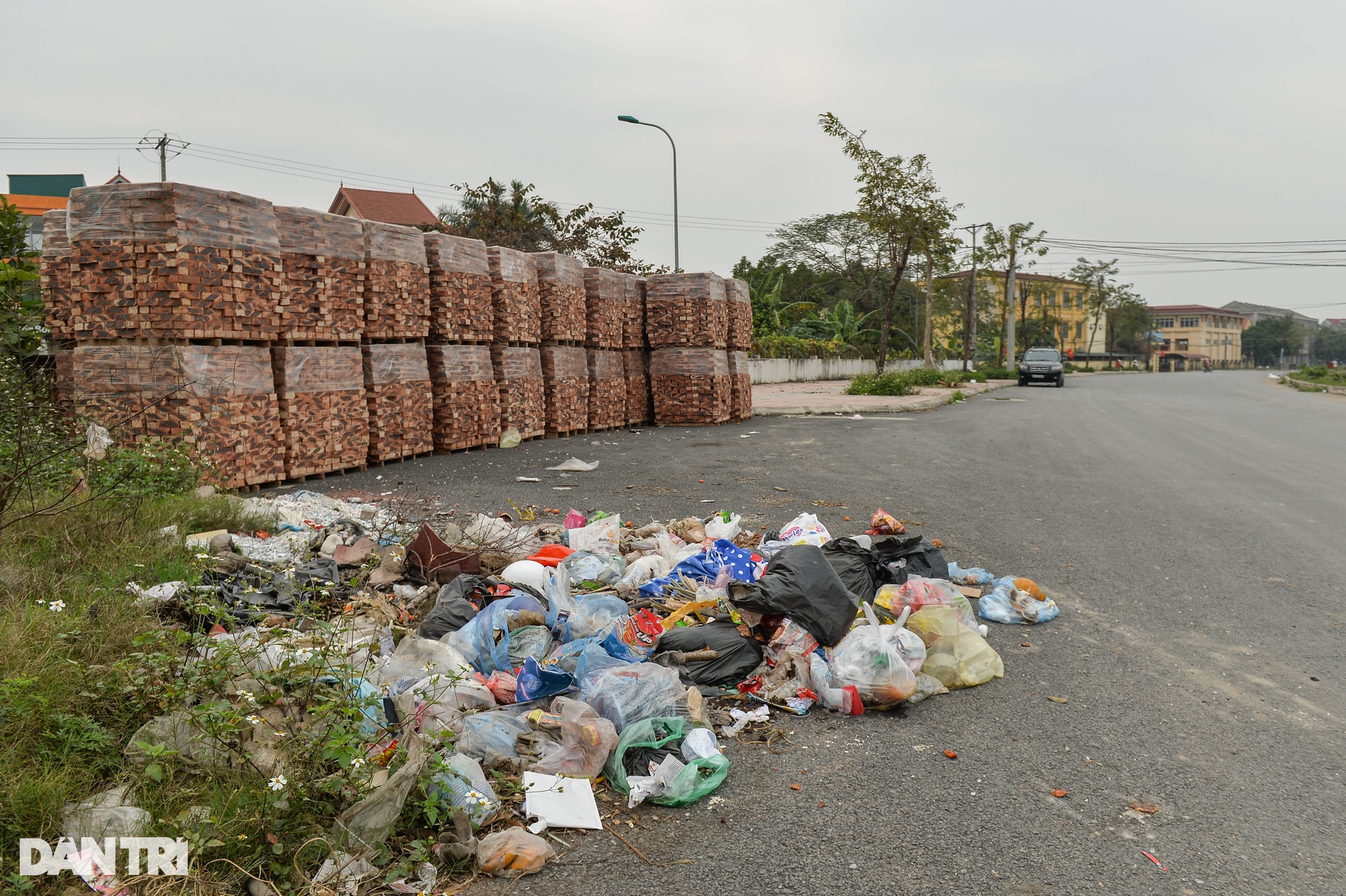 Tuyến đường dài 2,9km, trị giá gần 500 tỷ đồng làm 3 năm chưa xong ở Hà Nội - 10