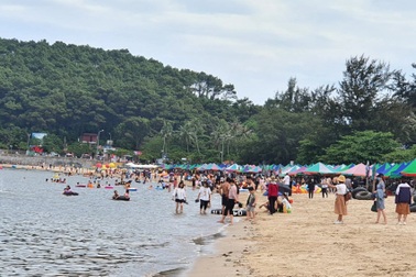 Hải Phòng tạm dừng hoạt động du lịch, cưới hỏi, sinh hoạt tôn giáo