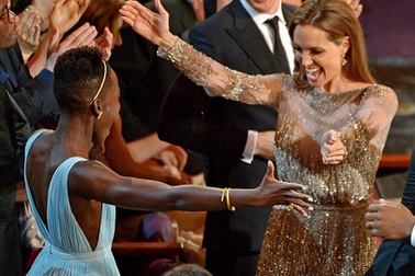 Thành công ngọt ngào của “viên ngọc đen” Lupita Nyong'o