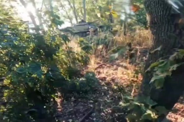 Nga bắt sống xe chiến đấu bộ binh CV-90 của Ukraine ở Kursk