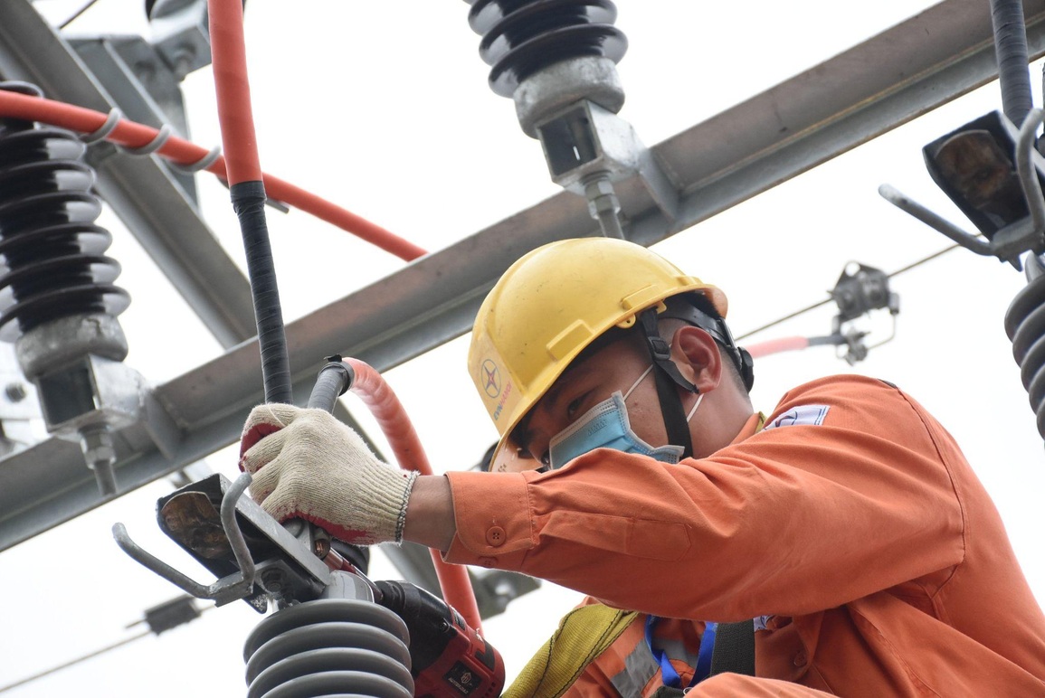 EVNHANOI khuyến nghị khách hàng sử dụng điện tiết kiệm, hiệu quả - 1 EVNHANOI khuyến nghị khách hàng sử dụng điện tiết kiệm, hiệu quả - 1