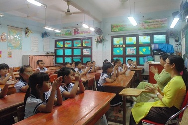 Thưởng Tết giáo viên: Nơi nghìn đô, nơi chỉ tờ lịch