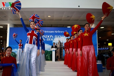 Chính thức khai trương đường bay thẳng Việt Nam - Anh