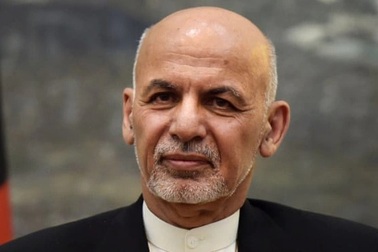 Tổng thống Afghanistan lần đầu lên tiếng sau khi rời đất nước