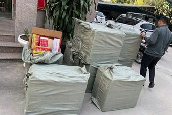 Liên tiếp phát hiện hàng trăm kiện pháo nổ trái phép