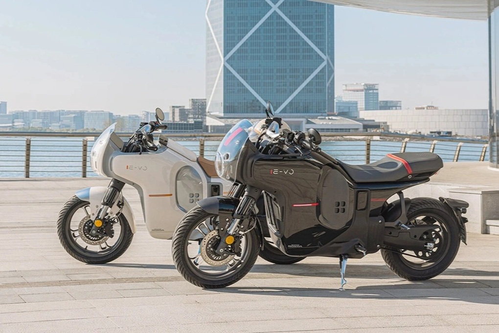 Đại lý tư nhân chuyển hướng bán xe máy điện, có “mô tô” đi 170km/lần sạc - 1 Đại lý tư nhân chuyển hướng bán xe máy điện, có “mô tô” đi 170km/lần sạc - 1