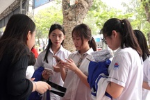 Gần 4.000 chỉ tiêu tuyển dụng, tuyển sinh tại Hà Nội