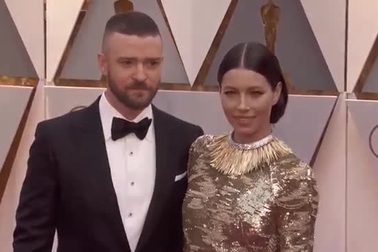 Justin Timberlake đưa vợ dự lễ trao giải Oscar