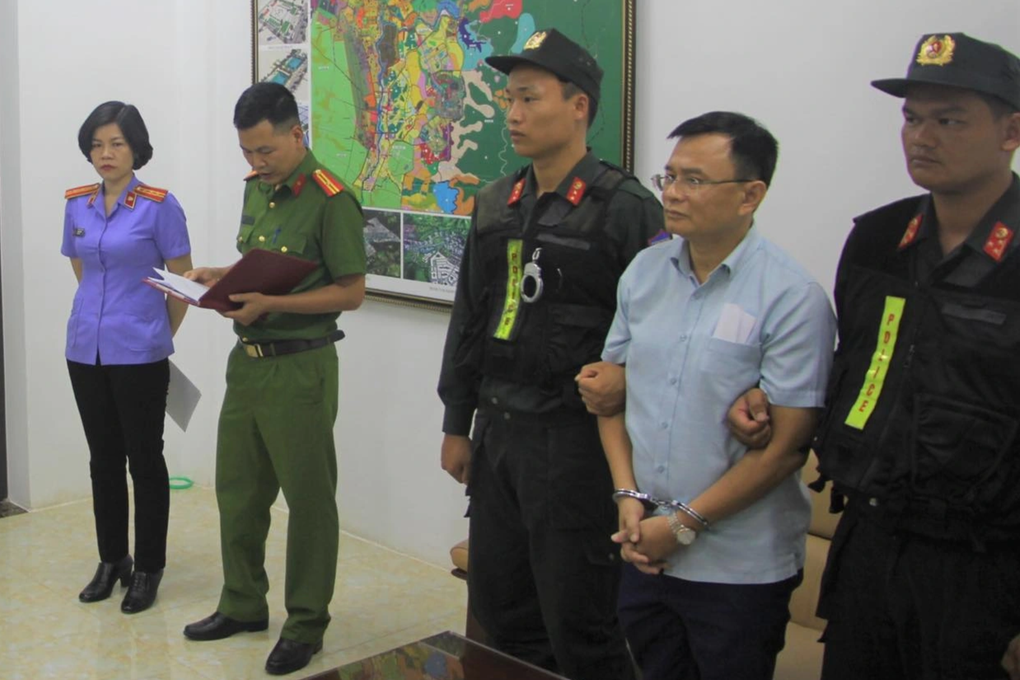 Vì sao Phó Chủ tịch TP Điện Biên Phủ bị bắt? - 2 Vì sao Phó Chủ tịch TP Điện Biên Phủ bị bắt? - 2
