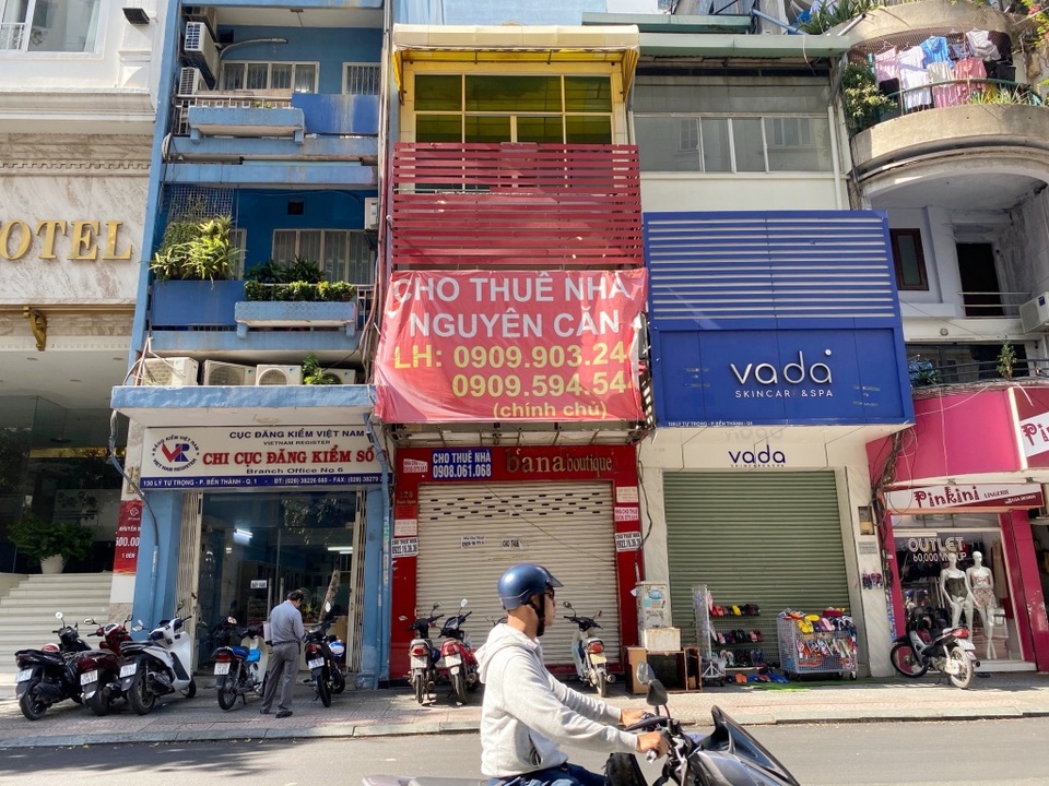 Doanh nghiệp địa ốc chật vật vì những quy định.... chồng chéo - 3 Doanh nghiệp địa ốc chật vật vì những quy định.... chồng chéo - 3
