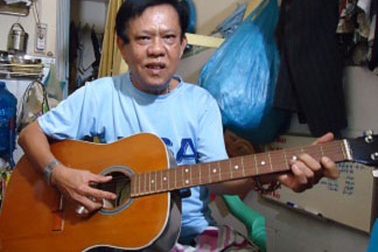 “Vua nhạc sến” Vinh Sử tạ ơn đời bằng đêm nhạc “Hai bàn tay trắng”