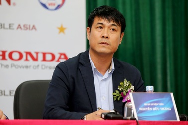 HLV Hữu Thắng mong được cọ xát với nhiều đối thủ mạnh