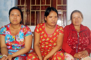 Thương góa phụ một tay nuôi 2 con tâm thần và 2 con thơ ăn học