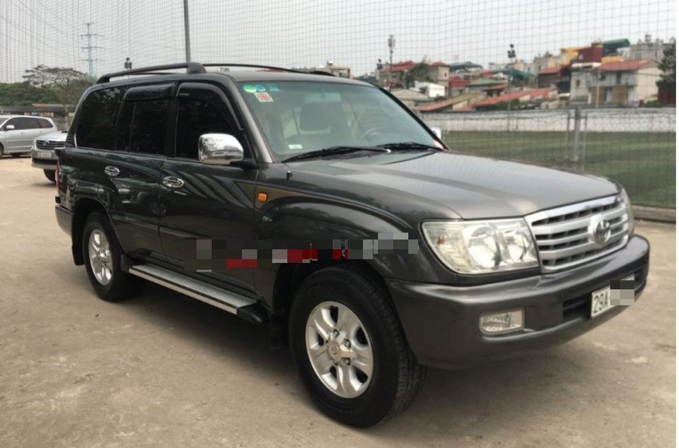 “Vua đường trường” Land Cruiser “giá không tưởng” dưới 300 triệu đón Tết - 8 “Vua đường trường” Land Cruiser “giá không tưởng” dưới 300 triệu đón Tết - 8