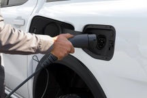 Cứ 5 ô tô mới bán ra tại châu Âu thì có 1 chiếc là xe thuần điện