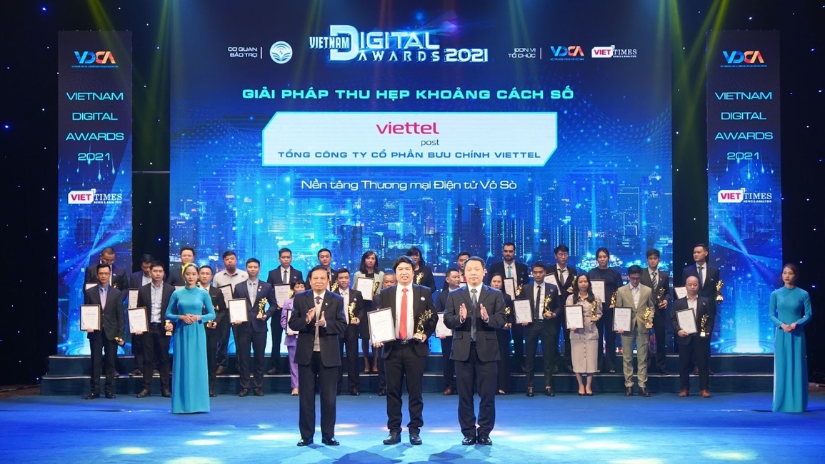Viettel được trao 5/42 giải thưởng dành cho khối ngoài Nhà nước - 1 Viettel được trao 5/42 giải thưởng dành cho khối ngoài Nhà nước - 1