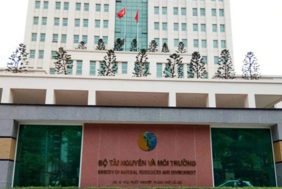 Bộ TNMT nói gì về ý kiến tăng gánh nặng chi phí cho doanh nghiệp? - 1 Bộ TNMT nói gì về ý kiến tăng gánh nặng chi phí cho doanh nghiệp? - 1
