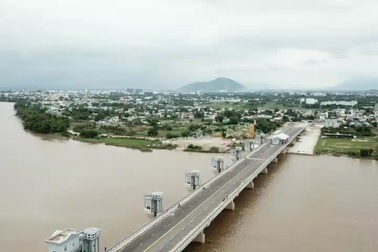 Khánh thành đập hạ lưu sông Dinh