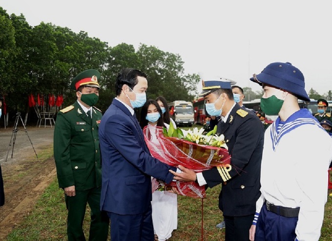 Thanh Hóa: Hơn 4.000 tân binh náo nức lên đường nhập ngũ - Ảnh 2. Thanh Hóa: Hơn 4.000 tân binh náo nức lên đường nhập ngũ - Ảnh 2.