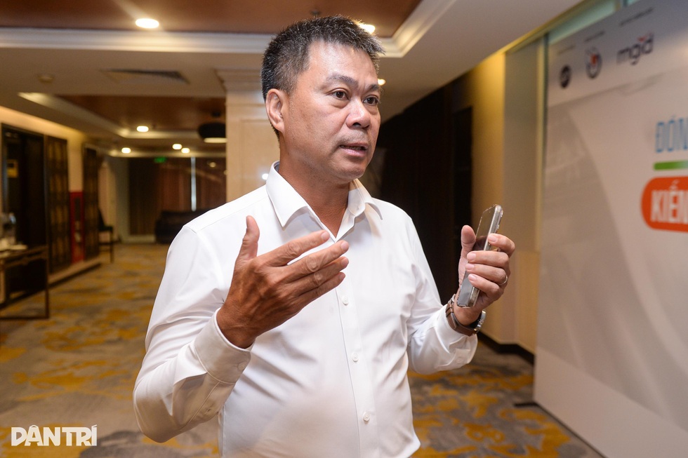 Nhà báo phải tôn trọng sự thật, bảo vệ công lý, vì nhân dân - 3 Nhà báo phải tôn trọng sự thật, bảo vệ công lý, vì nhân dân - 3