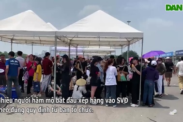 Không khí náo nhiệt tại sân vận động Mỹ Đình chiều 29/7