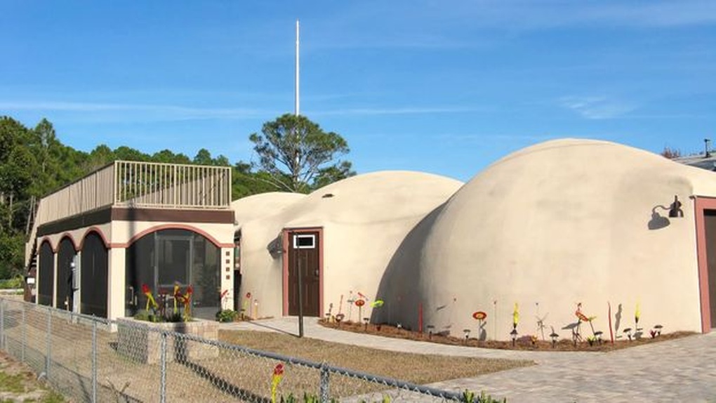 Nhà thiết kế đặc biệt ở Florida giúp chịu được bão cấp 5 - 1 Nhà thiết kế đặc biệt ở Florida giúp chịu được bão cấp 5 - 1
