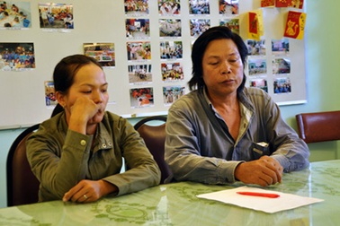 Phá đường dây đưa người ra khỏi trại bất hợp pháp