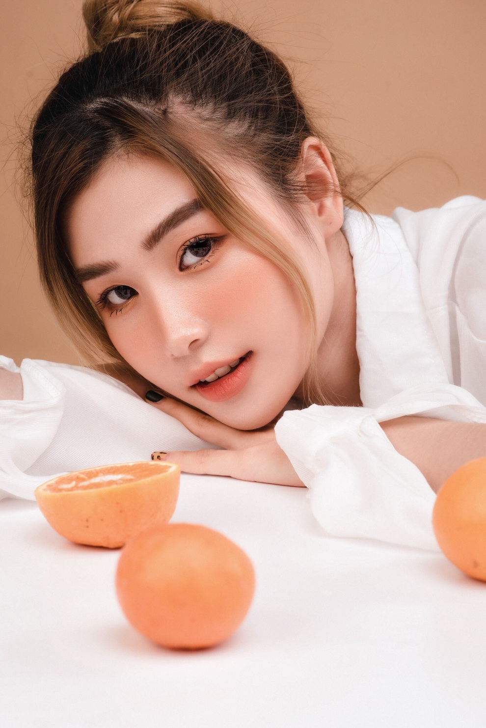 Cô gái 19 tuổi sớm tự lập kinh tế và cách xử lý khi bị gạ bán ảnh khỏa thân - 11 Cô gái 19 tuổi sớm tự lập kinh tế và cách xử lý khi bị gạ bán ảnh khỏa thân - 11