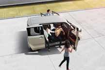 Kia Ray 2023 dùng chung khung gầm với Morning, có cửa lùa như Carnival