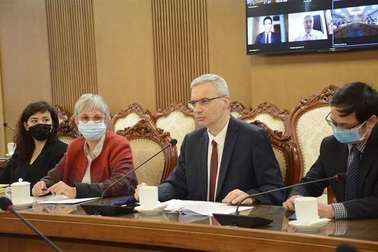 Đẩy mạnh giảng dạy tiếng Pháp tại các trường THPT trên cả nước