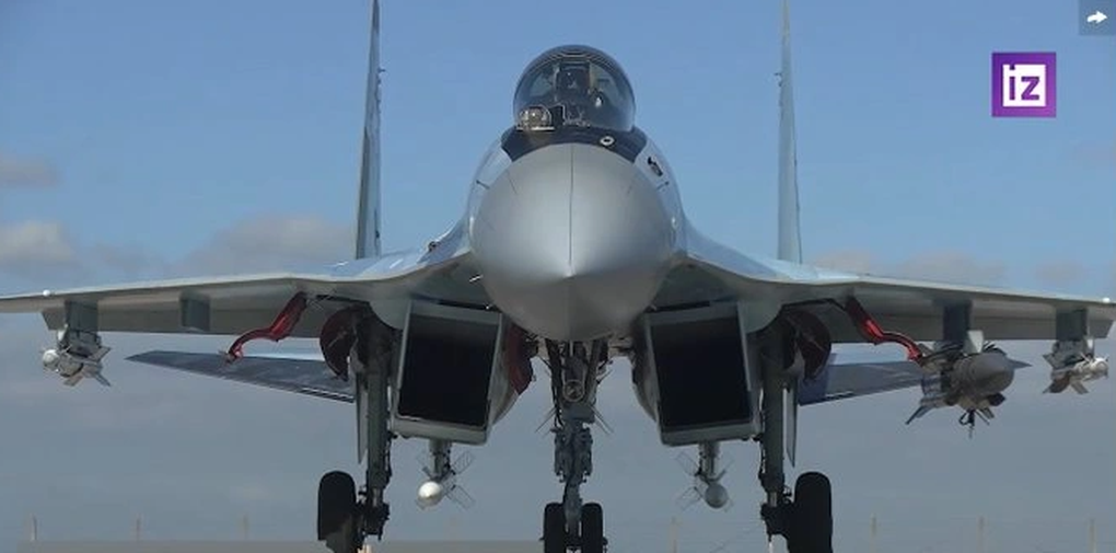 Su-35S Nga phóng tên lửa sát thủ bầu trời bắn rơi máy bay Ukraine - 1 Su-35S Nga phóng tên lửa sát thủ bầu trời bắn rơi máy bay Ukraine - 1