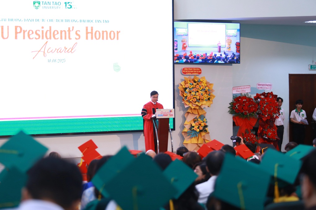 Aus dem Fall eines 24-jährigen Doktoranden, der ungewöhnlich gute Medizinstudenten Từ vụ nam sinh 24 tuổi học tiến sĩ, “soi” bất thường sinh viên giỏi ngành y - 2