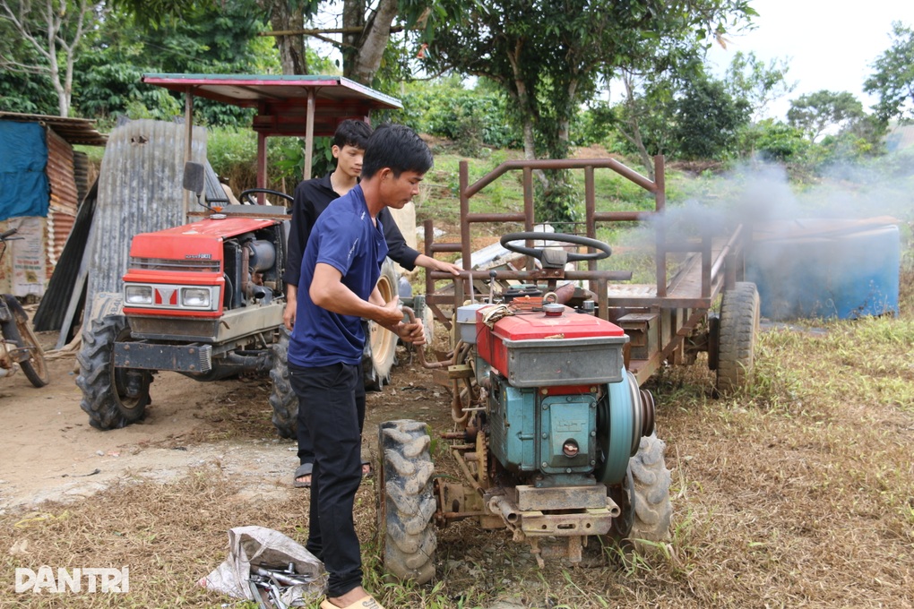 Những lớp học không sách vở, chỉ có cờ lê, tua vít - 2