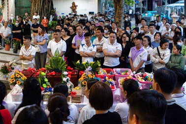 Thánh lễ an táng hàng trăm thai nhi xấu số ở Đồng Nai