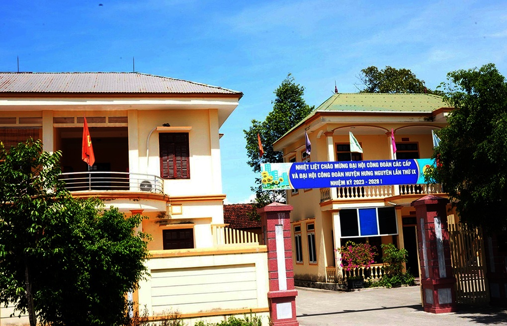 Nghệ An chuyển giao 20 trụ sở ở tỉnh cho xã, phường - 1